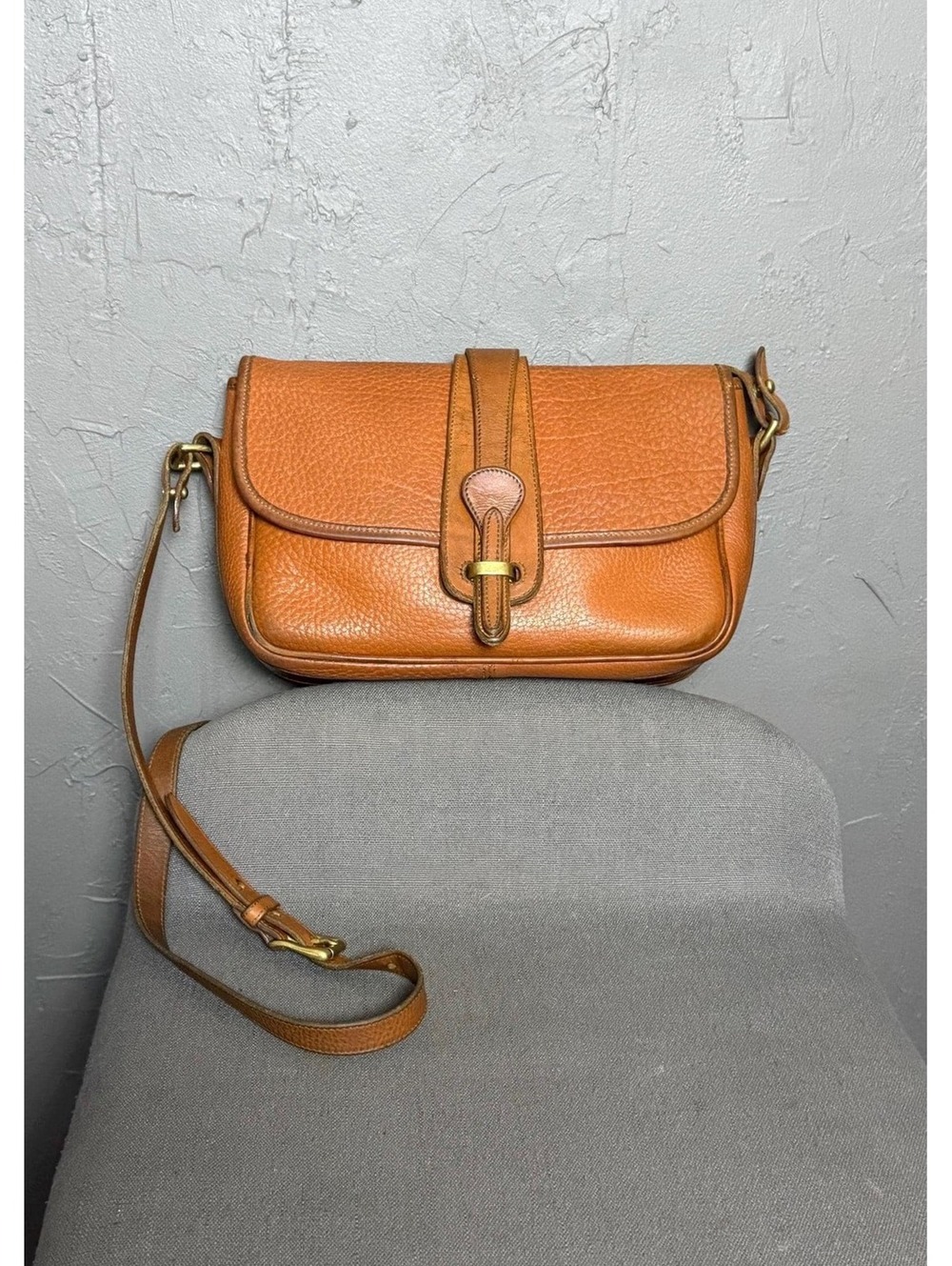 1980's Dooney & Bourke Equestrian Bag Caramel + British Tan AWL Pebbled Leather